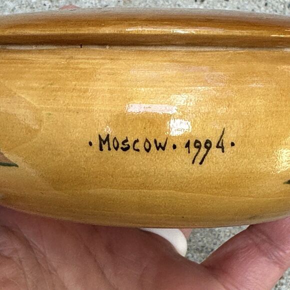 Painted Folk Art Wood Box Moscow 1994 Vintage Mockba Signed Smakula Sveta Russia - Picture 7 of 16